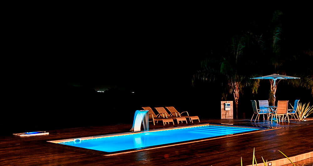 iguilux iluminación subacuática para piscinas con leds azul